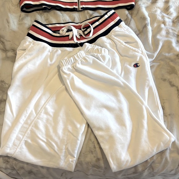 Champion track suit worn only once - Picture 2 of 2